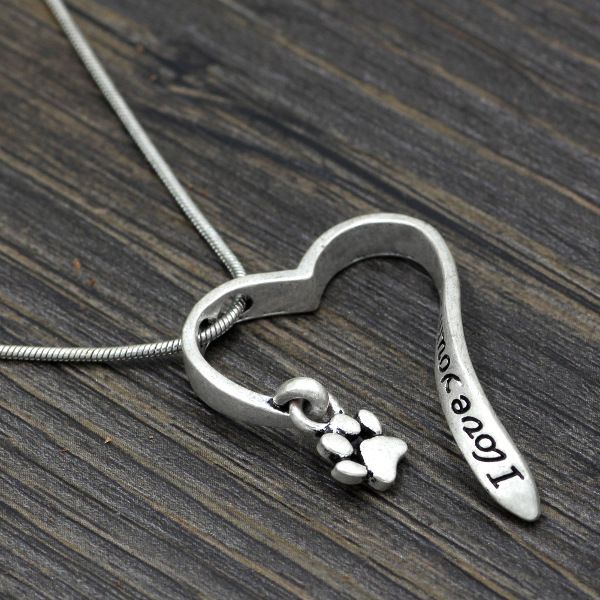 wisorek-z-lancuszkiem-lapka-psa-6084