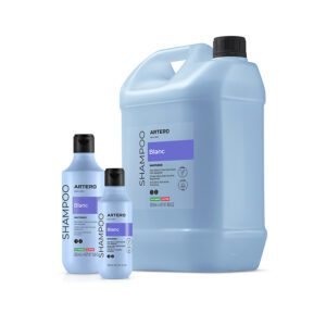 Szampon Blanc do sierści rozjaśniający i wzmacniający kolor białej czarnej szarej i brązowej sierści