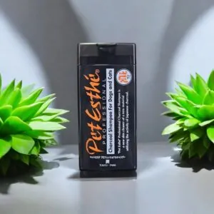 Pet Esthe Charcoal Shampoo szampon węglowy 400 ml głębokie oczyszczanie i usuwanie zapachów z sierści